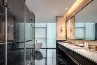 Howard Johnson By Wyndham Guotou Plaza Zigong - Zigong - 1