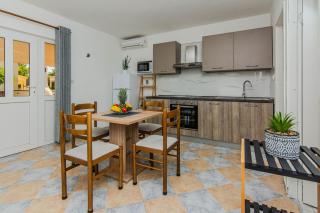 Apartments with parking spaces Zukve, Zadar - 24559 - 9