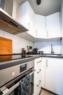 1 BR Apartment - ZENTRAL - BUSINESS - WIFI - KÜCHE - NETFLIX - PARKHAUS - Wiesbaden - 8