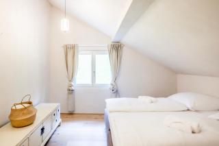 Sonnenschein Chalet Egg - Egg - 1