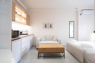 LIV - Prime Central Athens Studios & Apartments - Athen - 1
