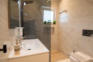 Zoi Elegant Green Apartments - 3