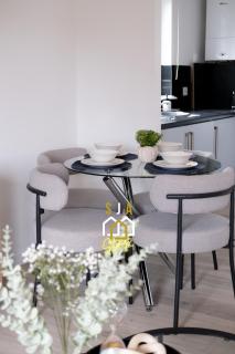 Whitehall Stay - SJA Stays - Modern 2 Bed Apartment - Aberdeen - 2