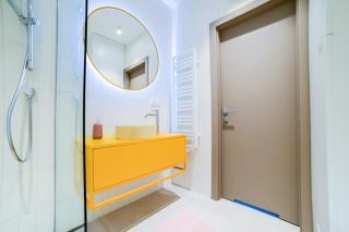 Bohema Apartment with Balcony near Metro - 8