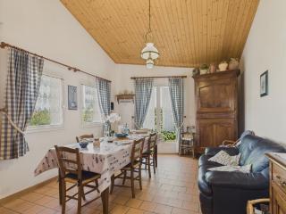 Maison proche de la mer avec jardin pour 4 - 9