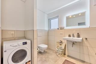 Zentrale Lage Netflix Queensize Bett - Bruchsal - 7