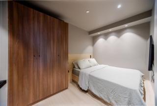 Kings House Apartments - 9