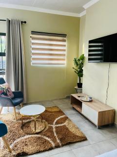 The Corner Nest - Roodepoort - 6