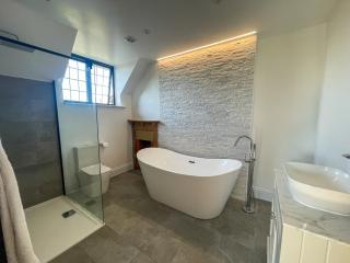 Beautiful arts and crafts home - East Grinstead - 4