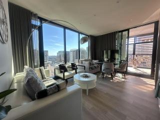 Stylish 1BR suite with City-view & Balcony - Sydney - 0