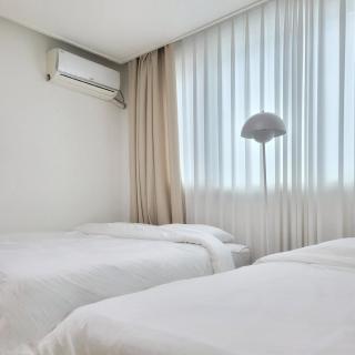 Revive - Seoul - 6