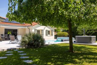 Villa avec Piscine, Jacuzzi et Sauna Privé dans les Dombes - Ambérieux-en-Dombes - 5