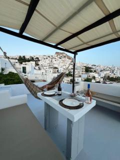 Rustic Retreat in Town - Skyros - 9