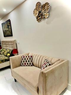 Baba's Inn - - 5