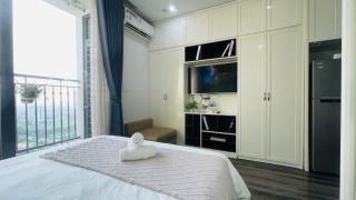25' To Airport, Lux Apt In Vinhomes With Swimming Pools, Gym And Outdoor Sports - Hanoi - 2