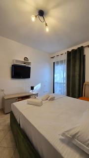 Tirent Beach Apartment - Golem - 5