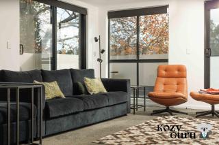 KozyGuru | Homebush West | Modern 2R Apt + Parking - Sidney - 7