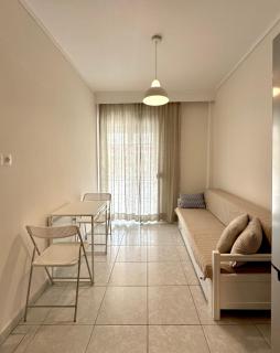 Uranias Beach House - 3
