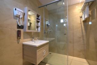 Hotel Grand Continent Premier, Banjara Hills, Hyderabad - Haiderabad - 8