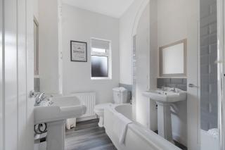 New! 2BR in Mowden Terrace - 2