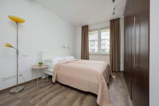 Air-conditioned Apartment near Łazienki Park with Parking by Noclegi Renters - Warsaw - 9