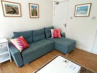 Luxury 4 bed City House - 1 min from river - Parking - Sleeps 10 - Cambridge - 5