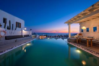Flaskos Luxury Suites - Agios Stefanos - 2