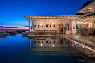 Flaskos Luxury Suites - Agios Stefanos - 1