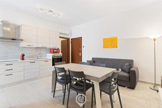 Rockefeller Apartment 2 - 6