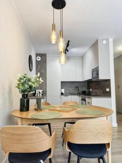 Prywatny Parking przy Starówce Apartament Logan by Rentoom - Toruń - 3