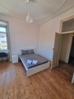 Minimalist 9Bed Oasis Parliament - Lisbona - 6