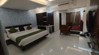 Hotel Madhuvan International - Bijāpur - 1