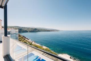 Orange Villa - 7 Bedrooms - 5 Star Location - Views - Pool - Dobra Voda - 7