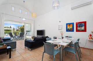Villa Zina by Ezoria Villas - Meneou - 6