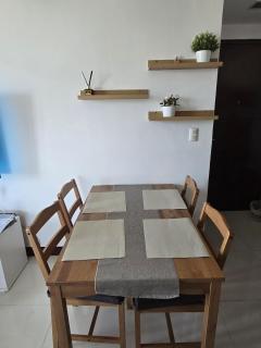 Cozy Corner Studio in McKinley Walk to Venice Mall - Manila - 7