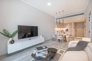 StayShort - Stunning 1 Bedroom in Concept 7 JVC Sleeps 2 - 9