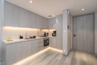 StayShort - Stunning 1 Bedroom in Concept 7 JVC Sleeps 2 - 4