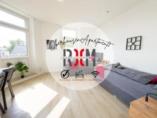 Serviceroom24 - Apartment 2 in Oberhausen WLAN - Smart-TV - 24-7 Check-in und Küche - Oberhausen - 0