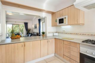 2 Bedroom Apartment at Gramacho Golf Course - Estômbar - 4