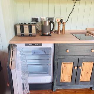 Stratford Bespoke Shepherd Hut - Snitterfield - 8