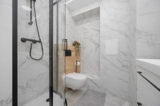 Salezego Apartment with Balcony near PGE Narodowy Warsaw by Noclegi Renters - 5