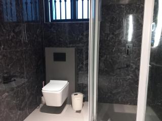 Muyenga Luxe 1Bedroom Apartments - Kampala - 5