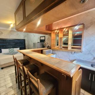 Effortless Gonubie River Escape - Rainbird BnB - East London - 7