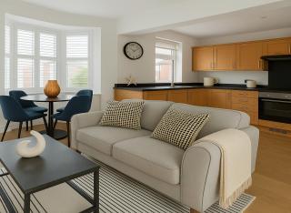 2 Bed Flat by Richmond Park - Richmond upon Thames - 0