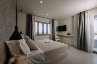 Naxos Finest Villa with Private Pool and Hot Tub at MIKRI VIGLA, Naxos - 7