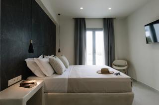 Naxos Finest Villa with Private Pool and Hot Tub at MIKRI VIGLA, Naxos - Mikri Vigla - 6