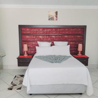 Effortless Gonubie River Escape - Rainbird BnB - East London - 0