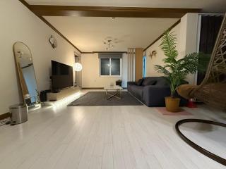 Shim Gwangan - Busan - 1