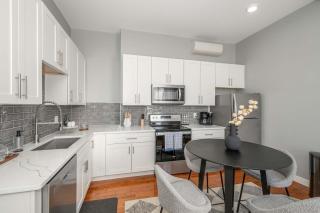 Findlay Market Suite 6 - For 4 - Cincinnati - 8