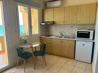 Koumpe Blue Sea View Apartment (2) - Rethymno - 7